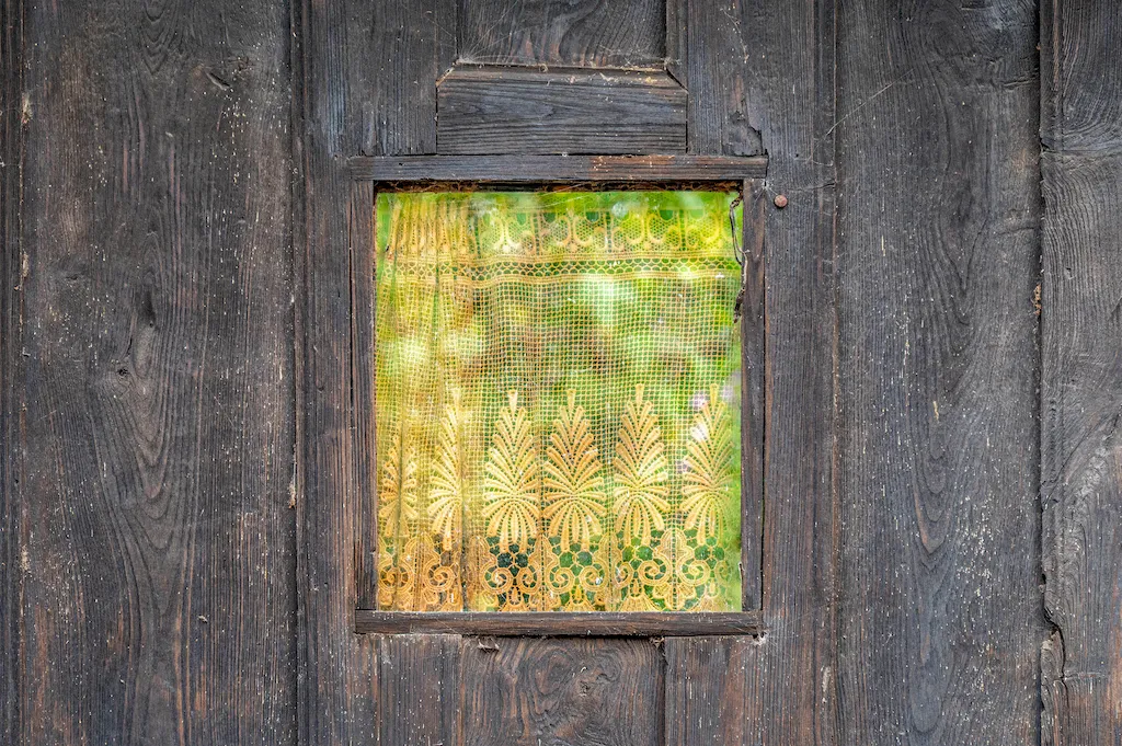 Fotografía finalista del IX Concurso de Fotografía Serondaya: Tras el cristal — Carlos Suarez Alonso